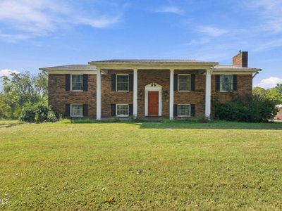 4115 Bloomingdale Rd