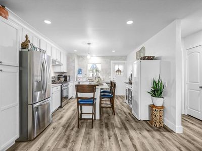 2012 E Mission Ave Unit 6