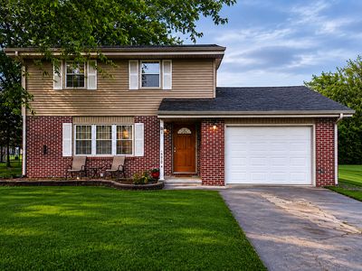820 Maplewood Dr