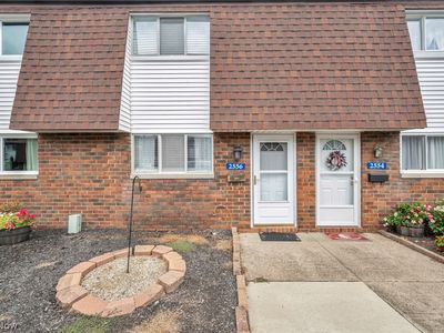 2556 Shakespeare Ln