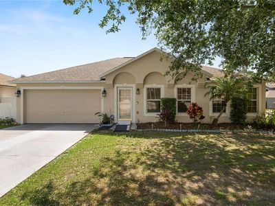 5733 Oakwood Knoll Dr