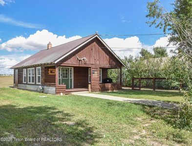 855 Piney Dr