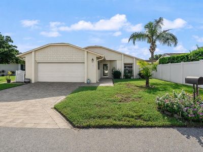 145 MAYFAIR COURT #145