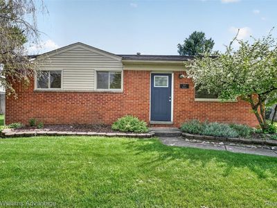 Property at 307 University Ave, South Lyon, MI