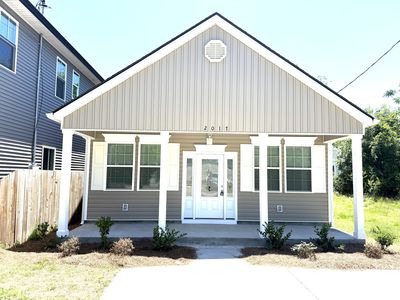 2017 Groveland Ave