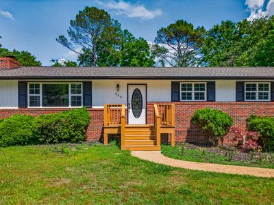 968 W Circle Dr