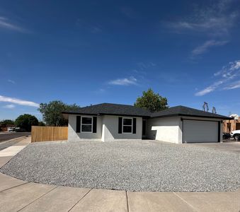 3101 Loma Pedregosa NW