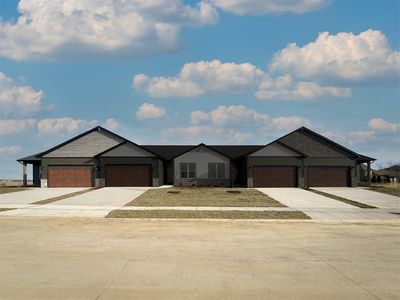 1302 Pineridge Dr #2