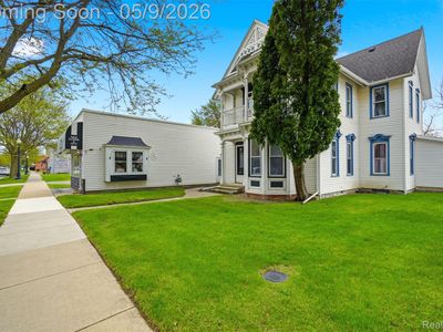 26249 E Huron River Dr