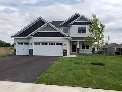 904 Misty Meadows Blvd