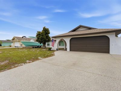 6020 10th Ave W