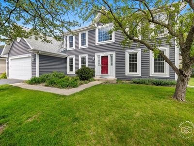 Property at 1600 Huntington Dr N, Algonquin, IL
