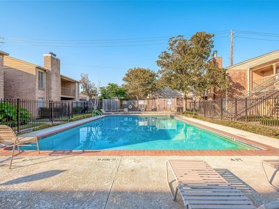 700 Thicket Ln APT 304