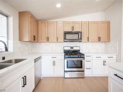 3414 Isle Royale Dr