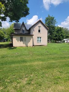 123 E Main St