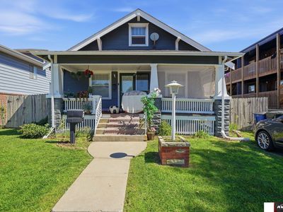 1928 J St