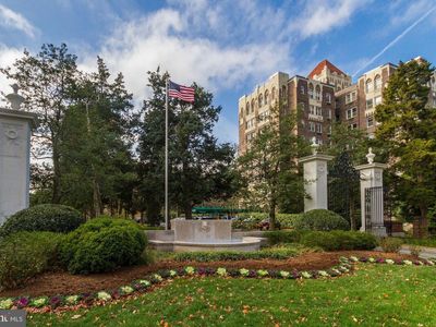 4000 Cathedral Ave NW APT 534B
