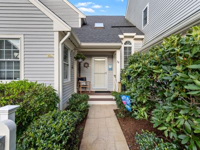 78 Gold Leaf Lane E