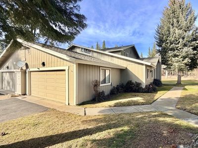 96 W Ponderosa Dr
