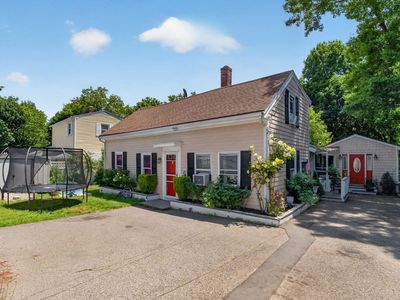 40 Lake St