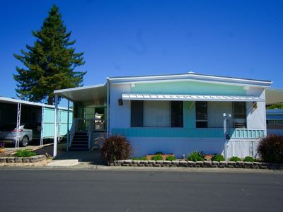211 Colonial Park Drive