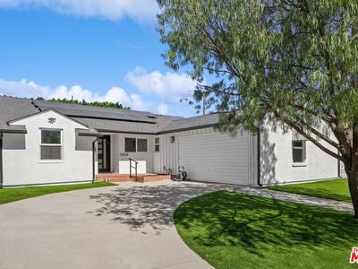 12849 Tiara St