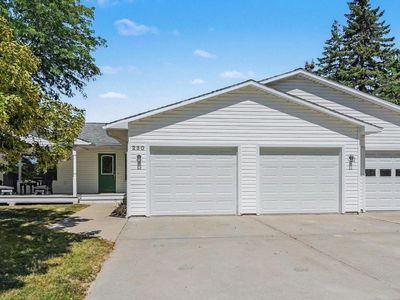230 W Deerfield Rd