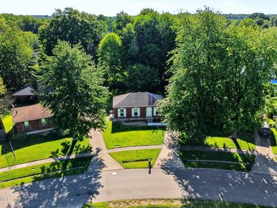 5905 Carmelwood Cir