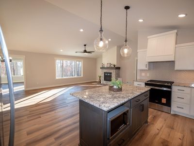 7719 Scenic Overlook