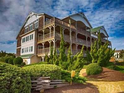 1014 S Virginia Dare Trl #402