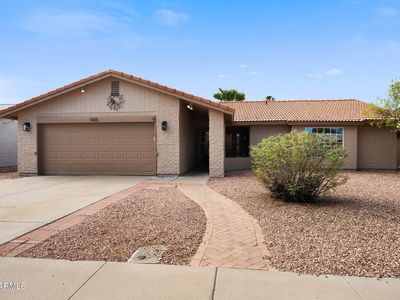 1011 LEISURE WORLD --