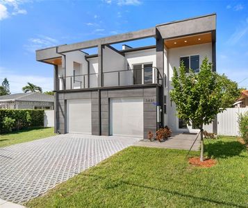 3431-3433 SW 16th Ter