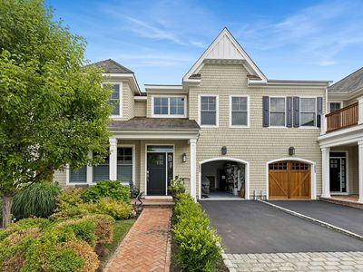 1602 Devon Ct