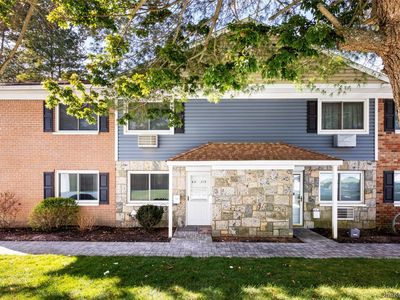 40 W 4th Street #215