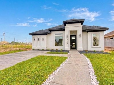 314 Barcelona Dr