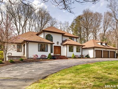 2 Davis Road