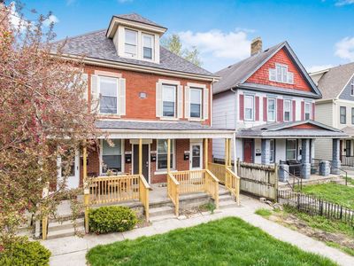 1244 Summit St #1246