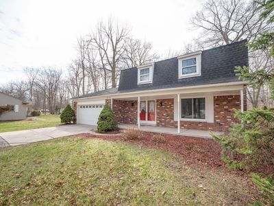 Property at 9137 Rucker Rd, Grosse Ile, MI