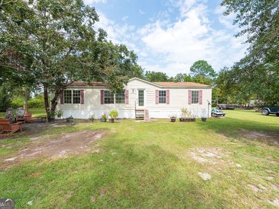 569 Shady Oaks Cir