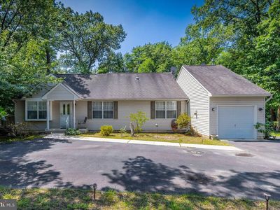 112 Berlin Rd