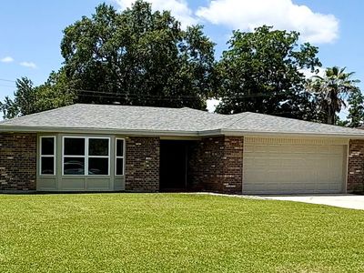 115 Lafitte Dr