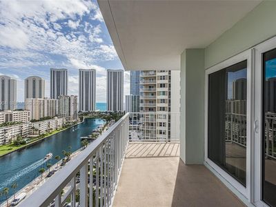500 Bayview Dr APT 1631