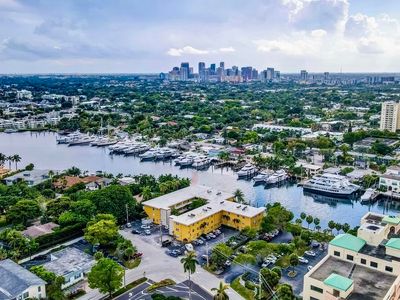 815 Middle River Drive #114