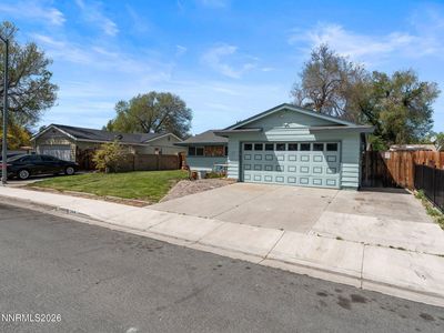 110 Sells St