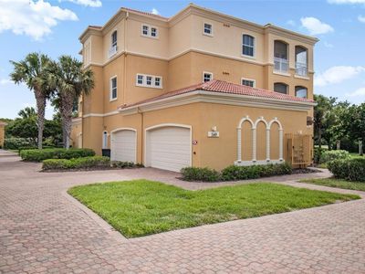 140 AVENUE DE LA MER #1703