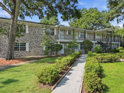 516 Arlington Dr APT B2
