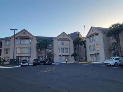 3100 Parkway Blvd #737