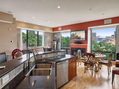 312 Spring St APT 401