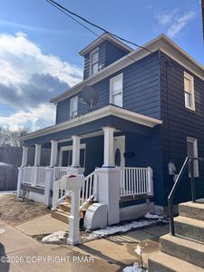 598 Old Newport St