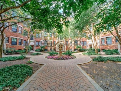 848 Hinman Ave APT 2